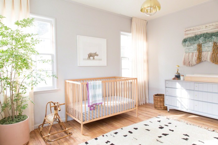 How to decorate nursery room