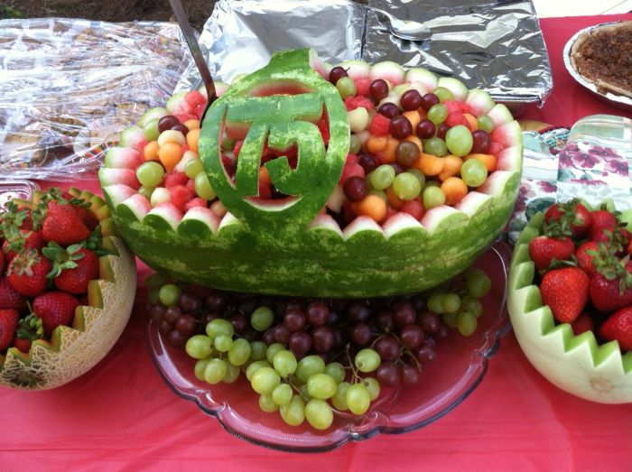 Fruit watermelon basket kabobs party ideas baskets salad make frutas display fruits graduation tray carved designs food carving creative recipes